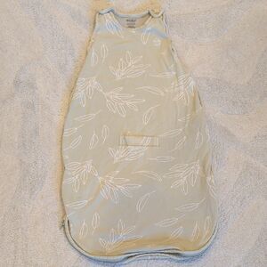 Woolino Baby Sleep Sack with Leaf Print - Sage Green